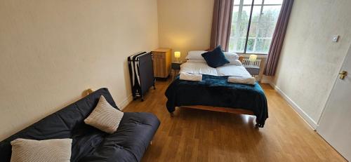 elegant 1 bed flat sleeps 5 london nw6 5 mins to jubilee bakerloo and overground lines