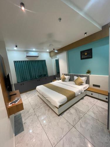 hotel konark by g l group