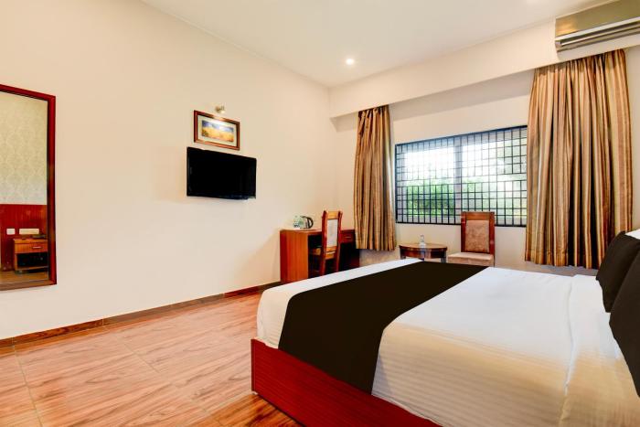 super townhouse oak sri mahadeshwara convention centre formerly shri aprameya resort