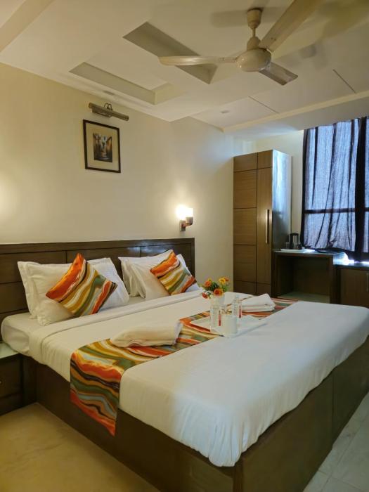 amman hotel agra