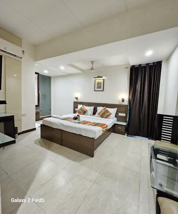 amman hotel agra