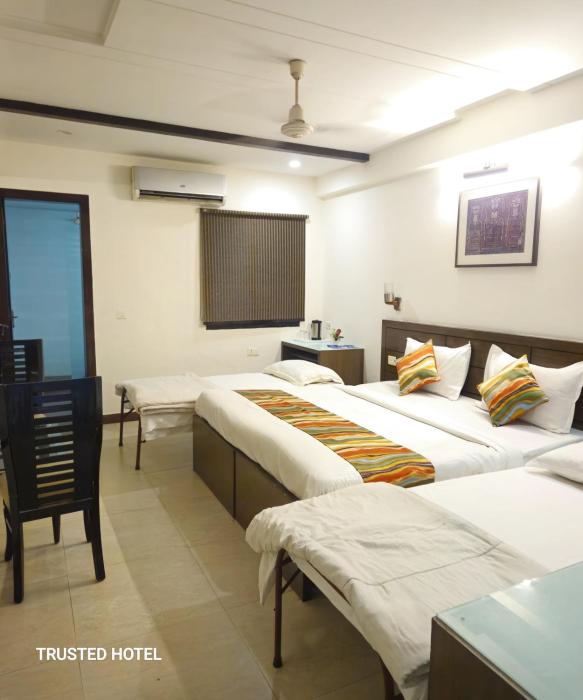 amman hotel agra