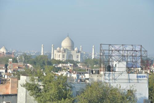 amman hotel agra
