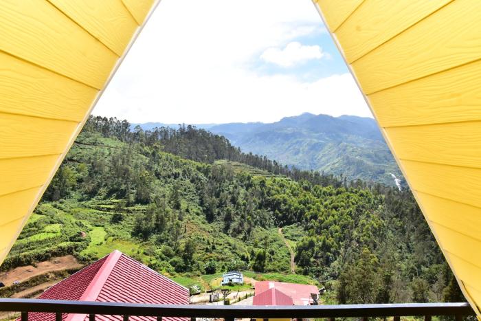 cloudy nandy hills poombarai kodaikanal