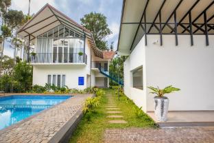 half moon resort by z vacations