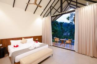 half moon resort by z vacations