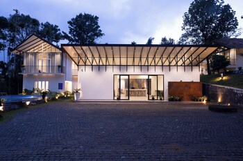 half moon resort by z vacations