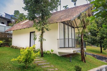 half moon resort by z vacations