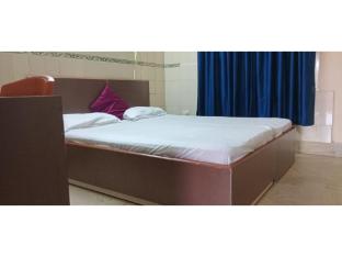 dhamstay hotel blue moon near railway station bhubaneswar