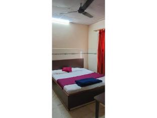 dhamstay hotel blue moon near railway station bhubaneswar