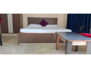 dhamstay hotel blue moon near railway station bhubaneswar