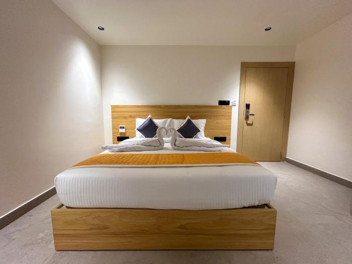 hotel orelio by tgh