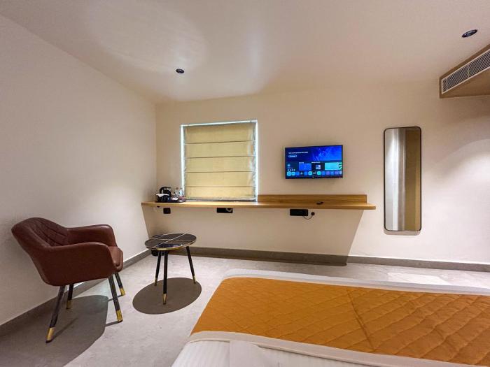 hotel orelio by tgh