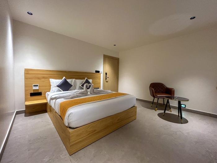 hotel orelio by tgh