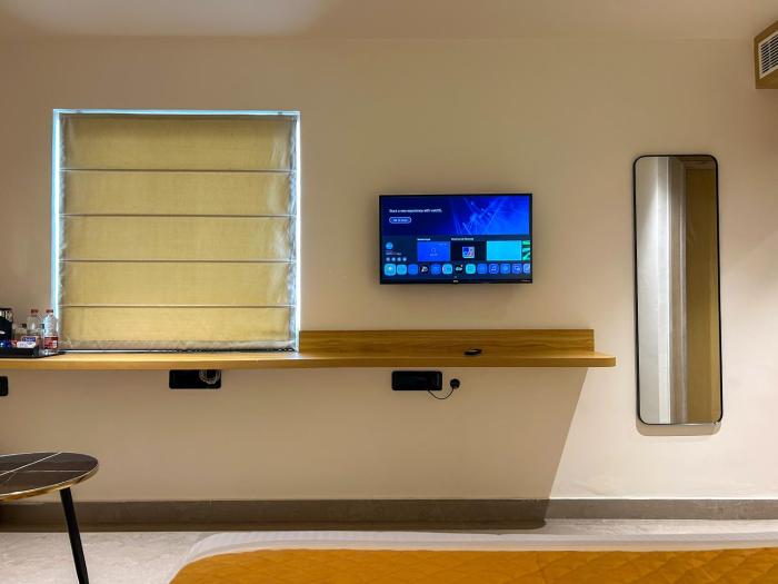 hotel orelio by tgh