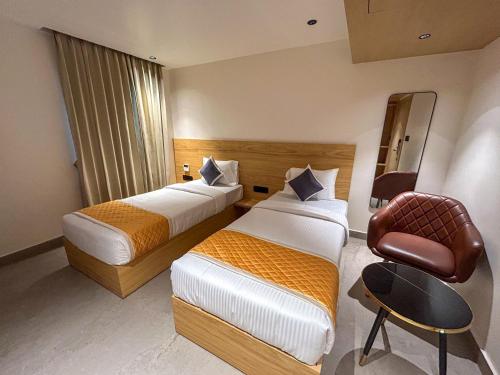 hotel orelio by tgh