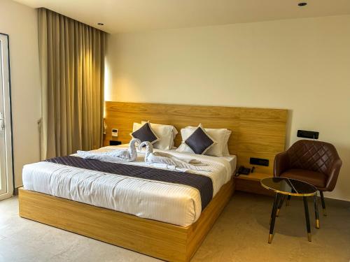 hotel orelio by tgh