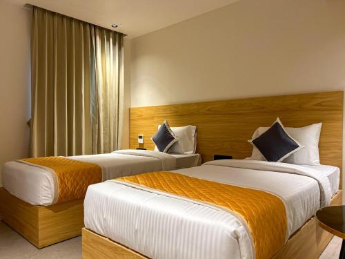 hotel orelio by tgh