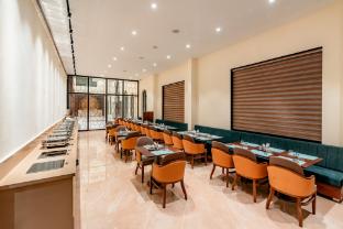playotel premier ujjain