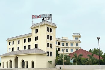 playotel premier ujjain