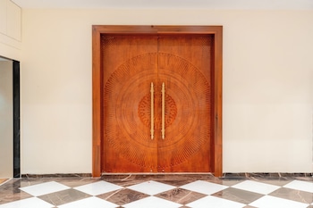 Playotel Premier Ujjain,,3 star