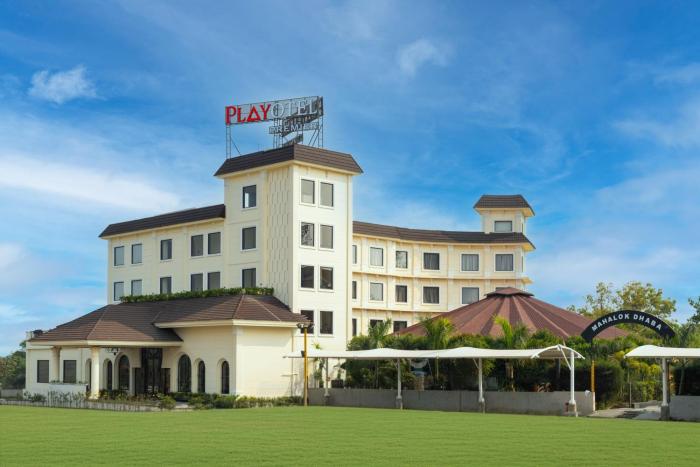 playotel premier ujjain