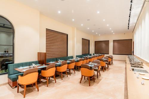 playotel premier ujjain