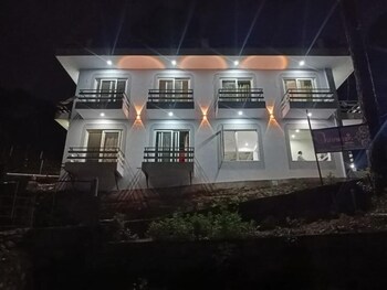 shivansh hotel