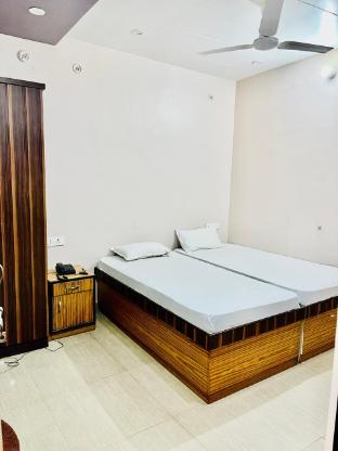 krishna guest house