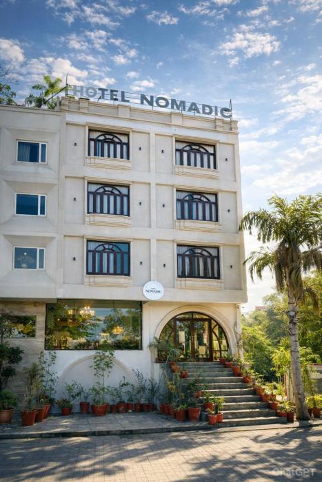 hotel nomadic