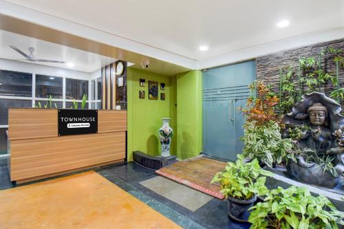 super townhouse viman nagar business stay formerly silver crest