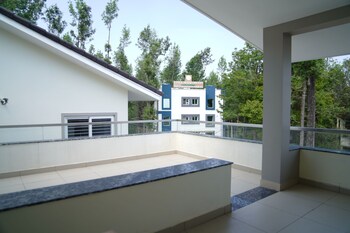 Queens Villa,,3 star