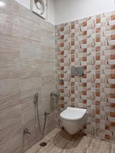 hotel ravindraya residency