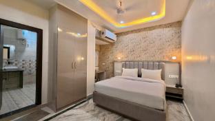 hotel ravindraya residency