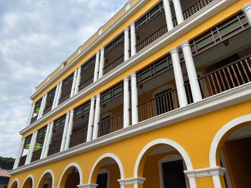 Hotel Grand Palais,,4 star