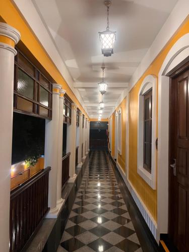 Hotel Grand Palais,,4 star