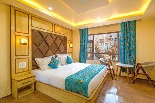 hotel peak paradise resorts