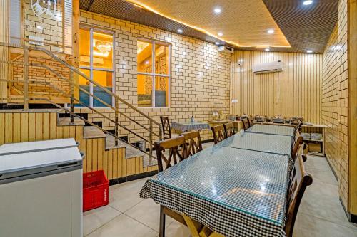 hotel peak paradise resorts