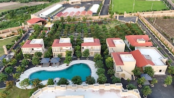 M Farm Resort,,3 star