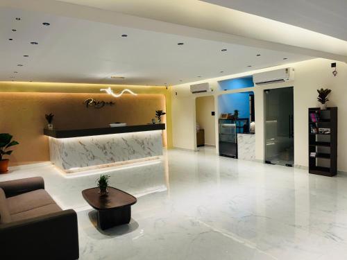 rhyme hotel hitech city