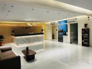 rhyme hotel hitech city