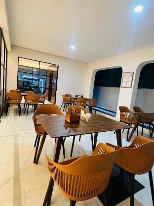 rhyme hotel hitech city