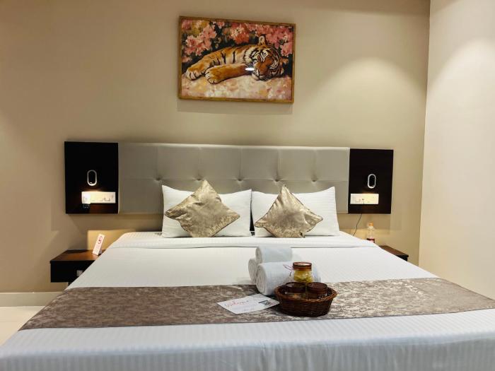 rhyme hotel hitech city