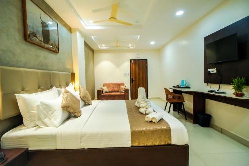 rhyme hotel hitech city