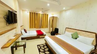 hotel manish international