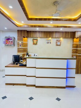Hotel Manish International,,2 star