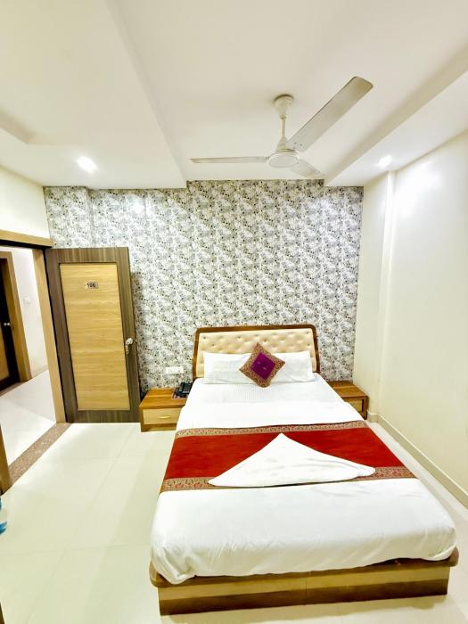 hotel manish international