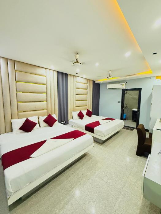 hotel manish international