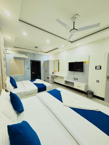 hotel manish international