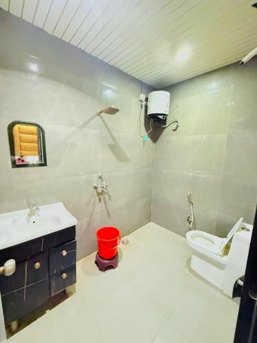 hotel manish international